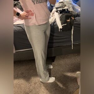 Victoria's Secret gray leggings